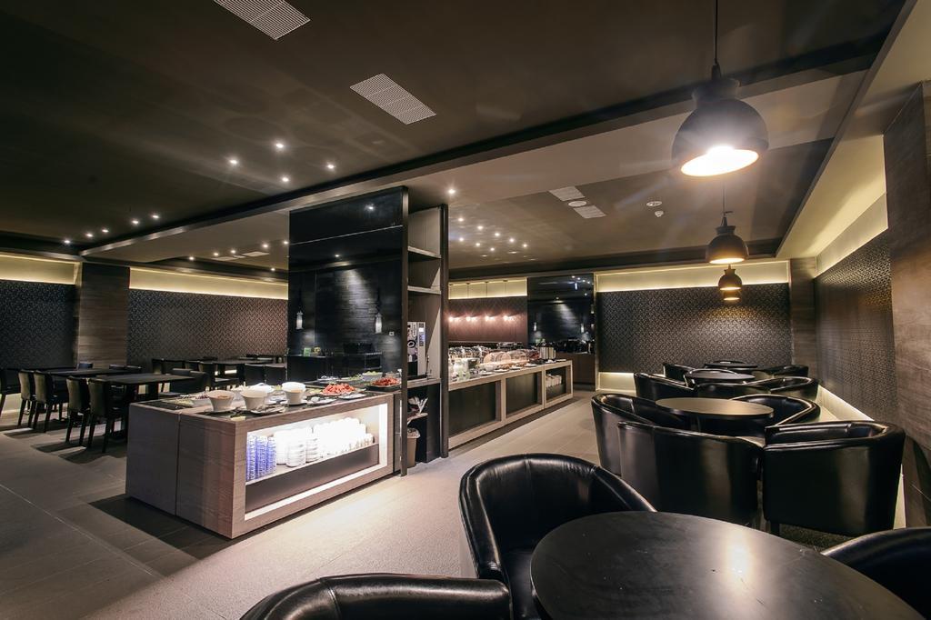 Kiwi Express Hotel - Jiuru Rd Kaohsiung Eksteriør billede