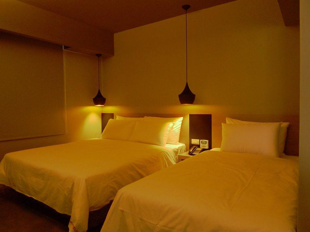 Kiwi Express Hotel - Jiuru Rd Kaohsiung Eksteriør billede
